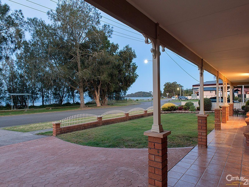 26 Peace Parade, Tanilba Bay NSW 2319