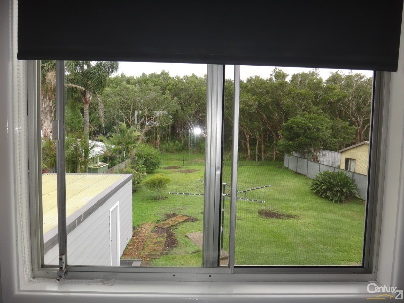 10 Andrew Close, Boat Harbour NSW 2316