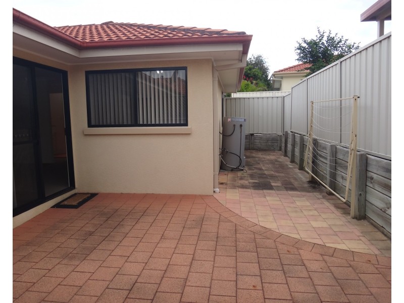 4/4 Helm Close, Salamander Bay NSW 2317