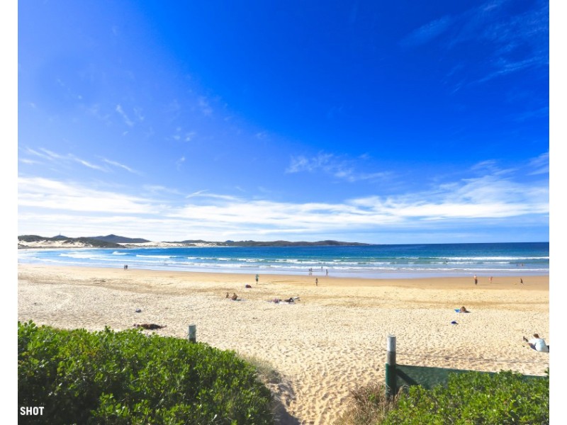 14 Hawkes Way, Boat Harbour NSW 2316