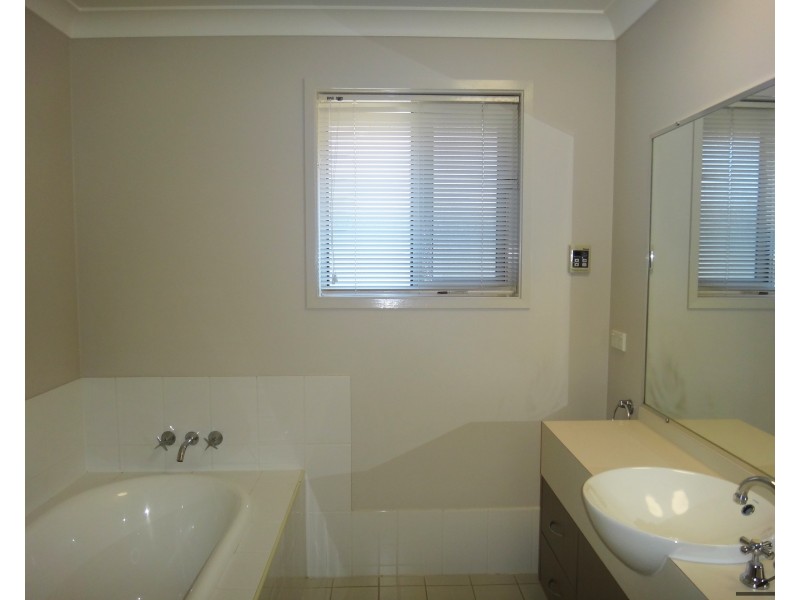 30 Paperbark Court, Fern Bay NSW 2295