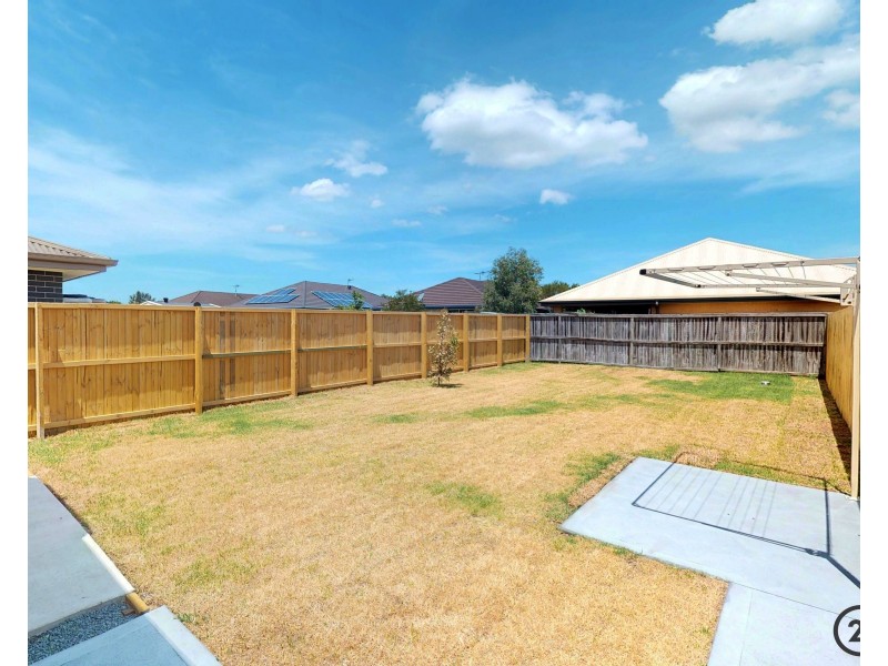 1/9 Yallimbah Avenue, Tanilba Bay NSW 2319