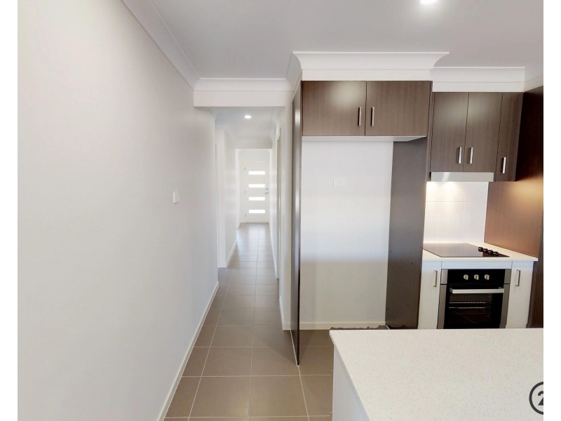 2/9 Yallimbah Avenue, Tanilba Bay NSW 2319