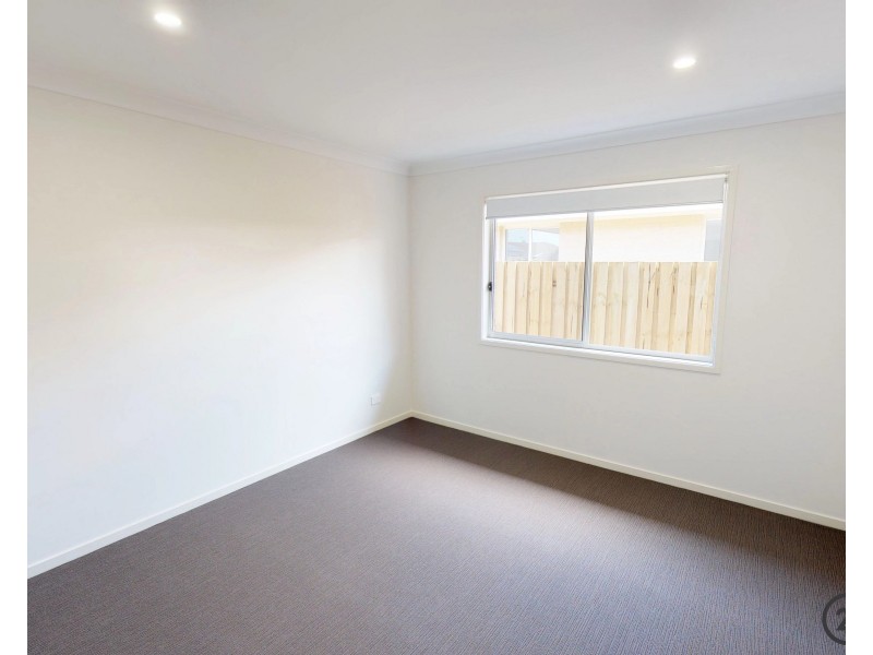 2/9 Yallimbah Avenue, Tanilba Bay NSW 2319