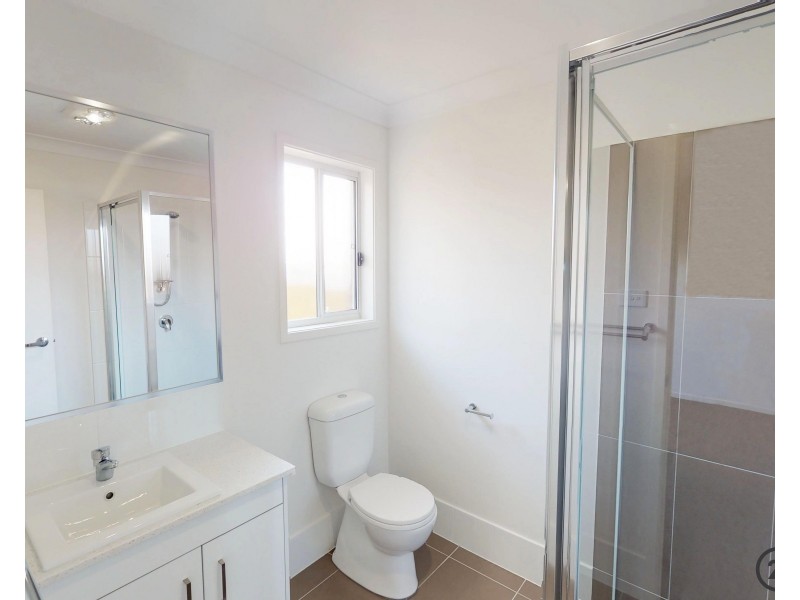 2/9 Yallimbah Avenue, Tanilba Bay NSW 2319