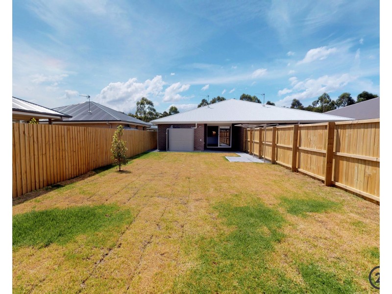 2/9 Yallimbah Avenue, Tanilba Bay NSW 2319