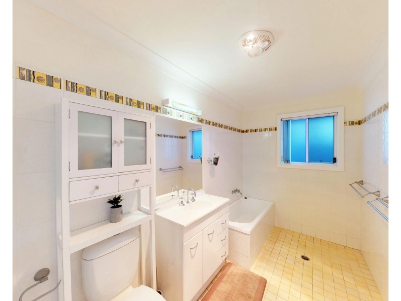 10 Scott Street, Anna Bay NSW 2316
