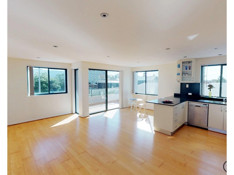 2/3 Yacaaba Street, Nelson Bay NSW 2315