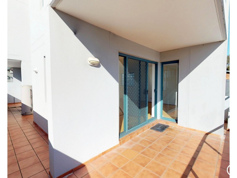 2/3 Yacaaba Street, Nelson Bay NSW 2315