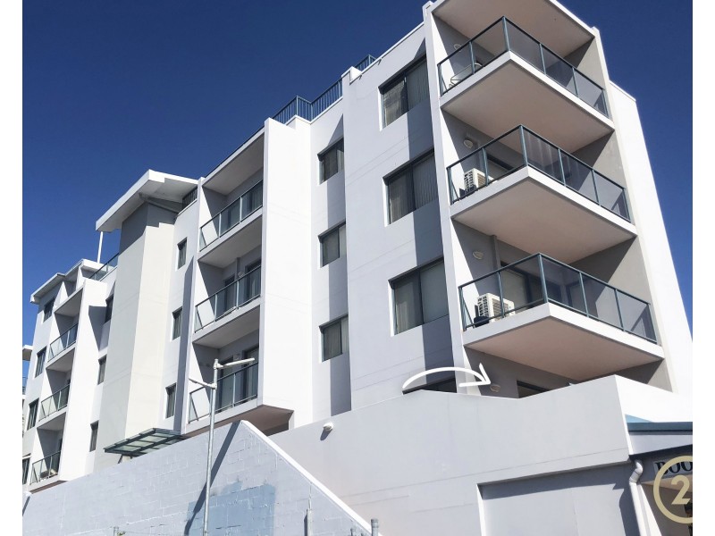 2/3 Yacaaba Street, Nelson Bay NSW 2315