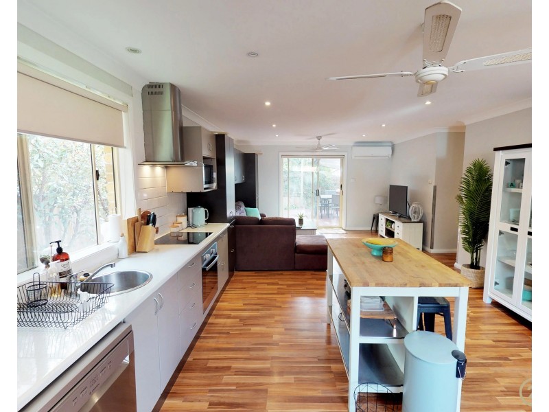 28B  Yachtsman Crescent, Salamander Bay NSW 2317