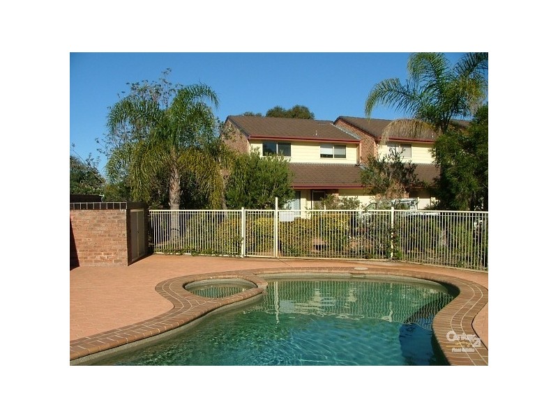 11/4 Cromarty Road, Soldiers Point NSW 2317