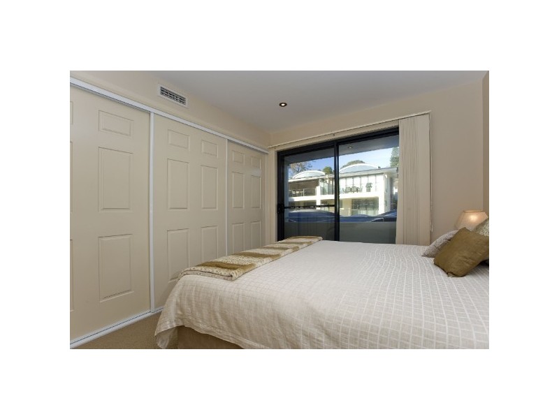 4 28/30 Cromarty Road, Soldiers Point NSW 2317