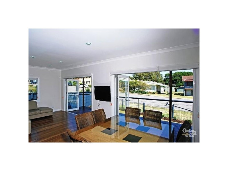 1 Boulder Bay Road, Fingal Bay NSW 2315
