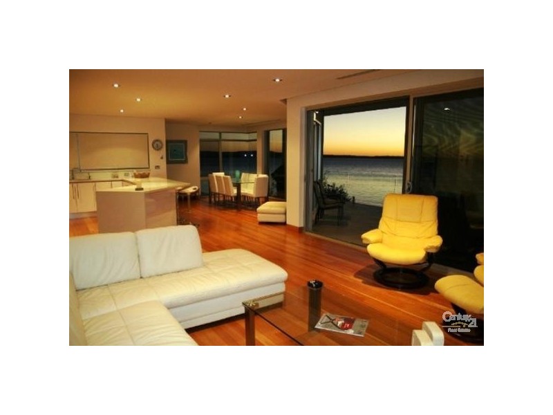 2-135 Soldiers Point Road, Soldiers Point NSW 2317