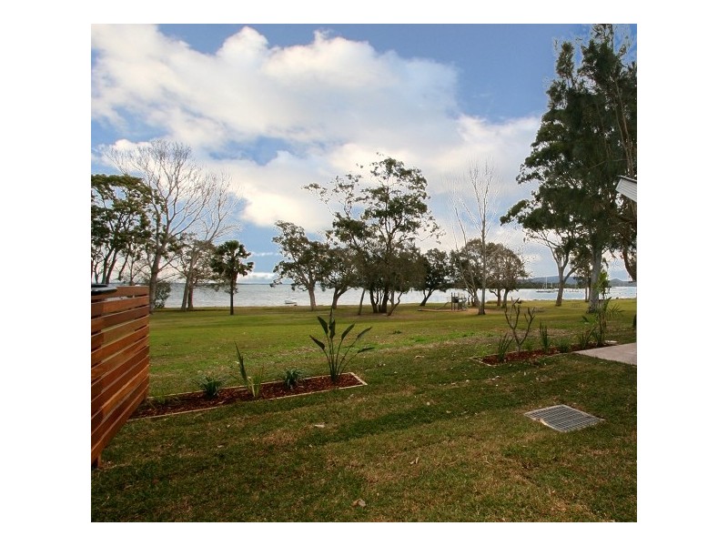 2/28-30 Cromarty Road, Soldiers Point NSW 2317