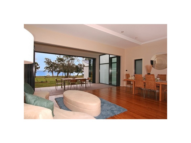 2/28-30 Cromarty Road, Soldiers Point NSW 2317