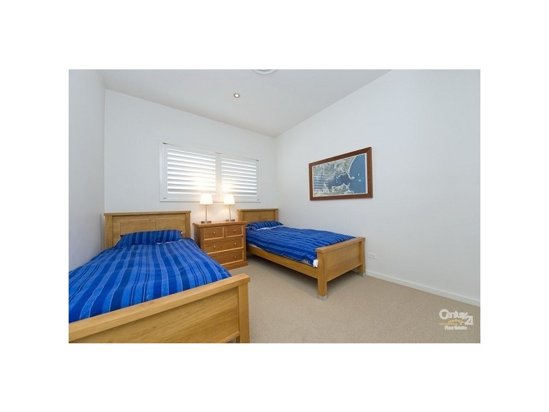 22 Sunset Blvd, Soldiers Point NSW 2317