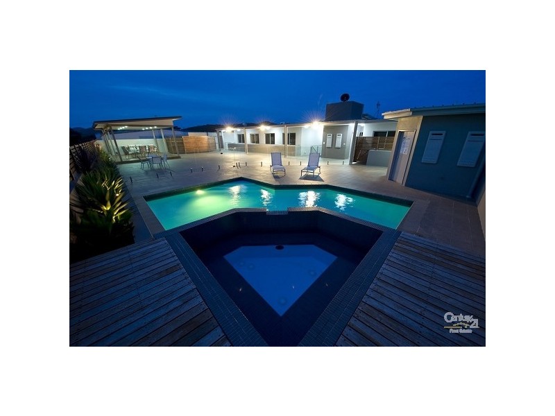 2/6-10 Market Street, Fingal Bay NSW 2315