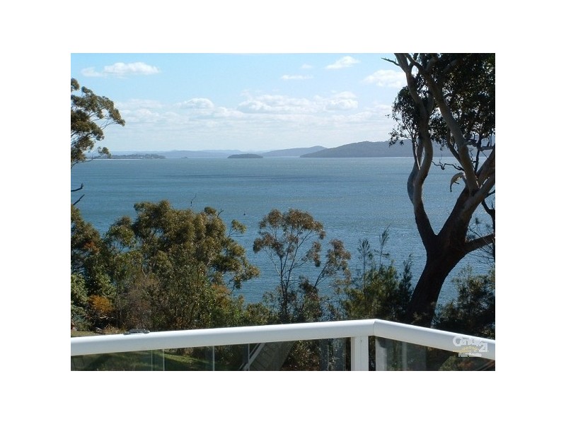 28 Thurlow Ave, Nelson Bay NSW 2315