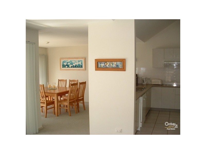 28 Thurlow Ave, Nelson Bay NSW 2315