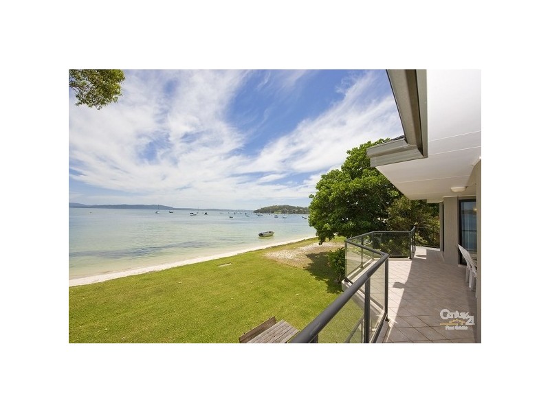 2/203 Foreshore Drive,, Nelson Bay NSW 2315