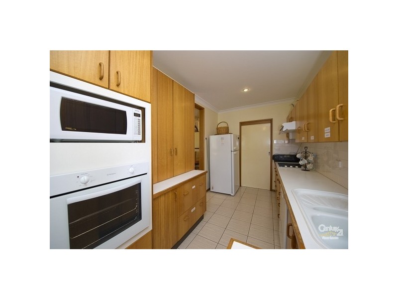 17/4 Cromarty Road, Soldiers Point NSW 2317