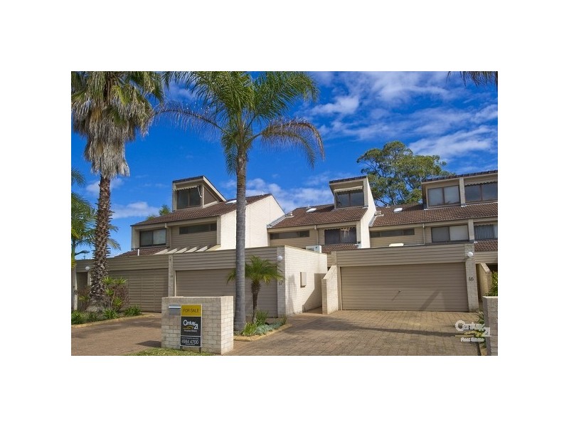 17/4 Cromarty Road, Soldiers Point NSW 2317