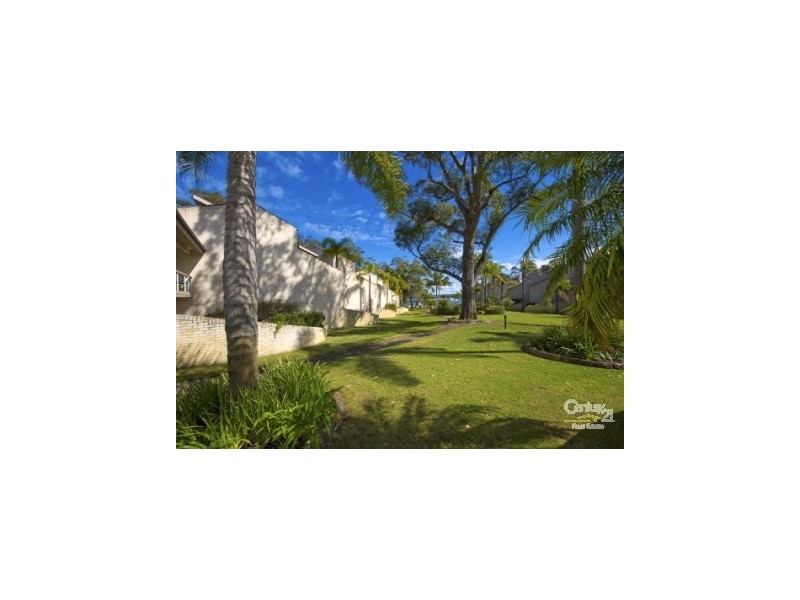 17/4 Cromarty Road,, Soldiers Point NSW 2317