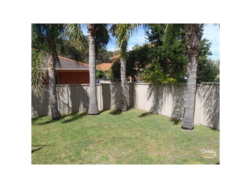 2/3 Whitesands Road, Fingal Bay NSW 2315