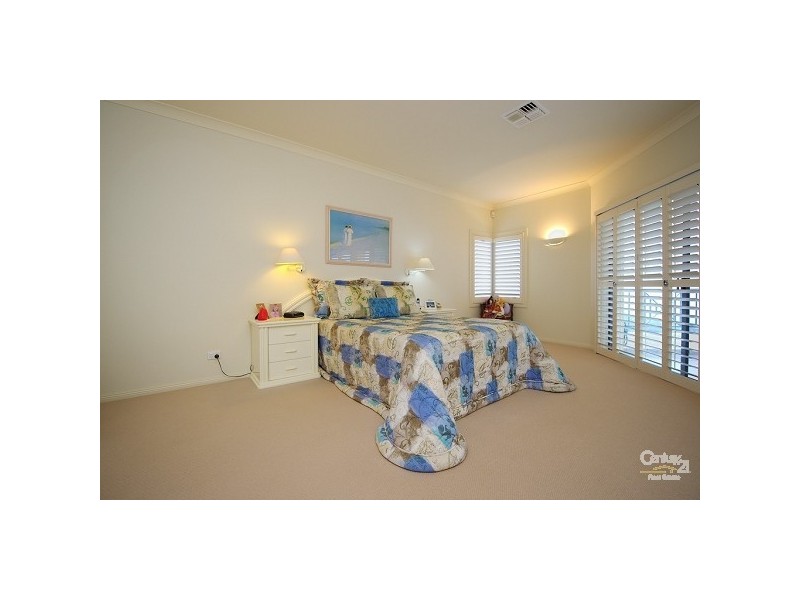 5 Wollomi Avenue, Nelson Bay NSW 2315