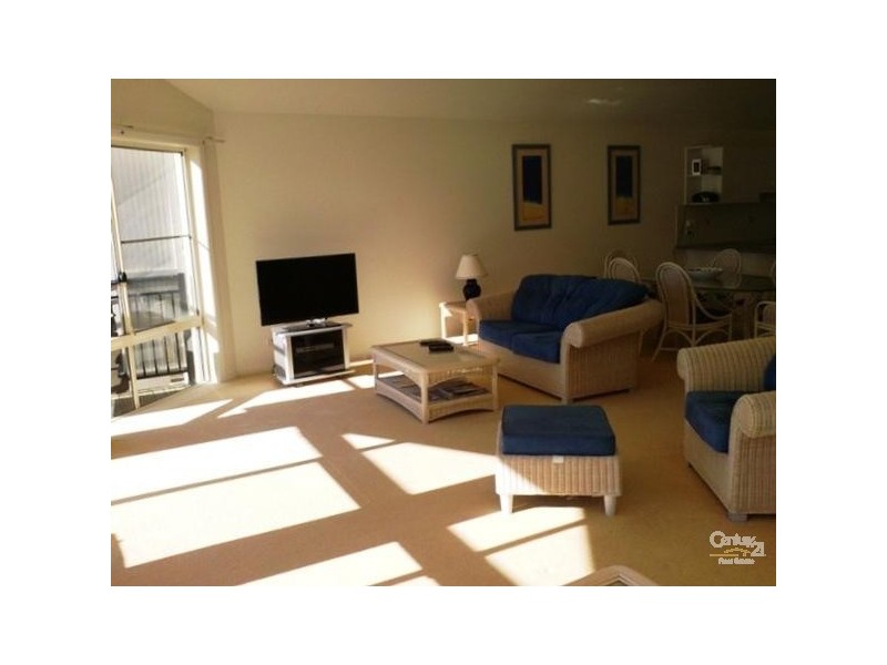 3B WOLLOMI AVENUE, Nelson Bay NSW 2315