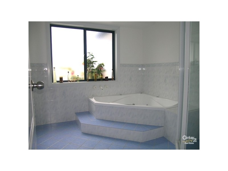 6 Timbertops Avenue, Forster NSW 2428