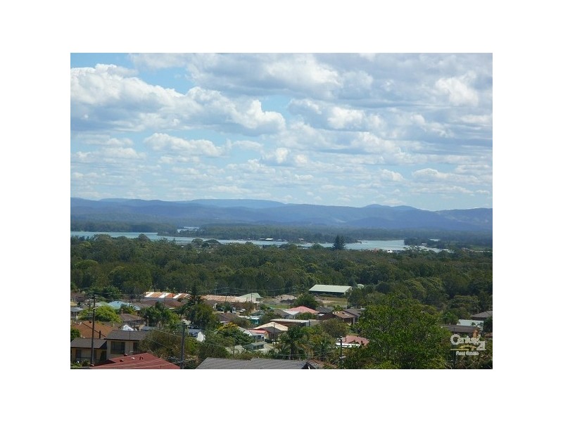 2/3 Michele Crescent, Forster NSW 2428