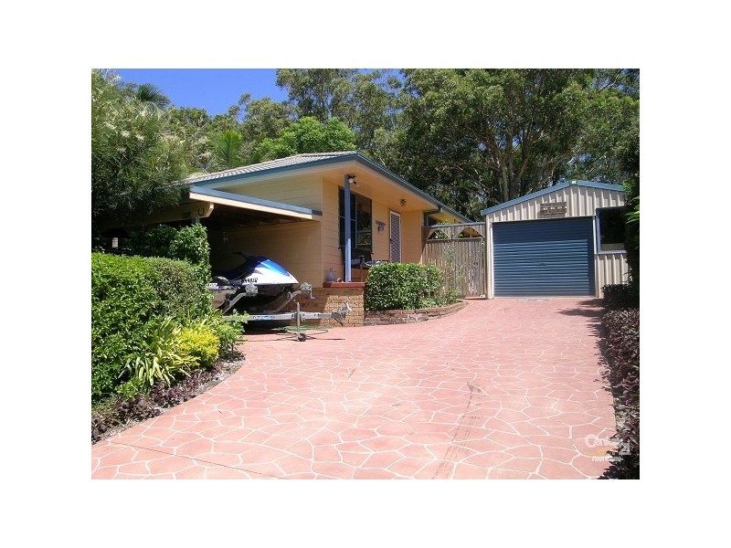 127 Green Point Drive, Green Point NSW 2428