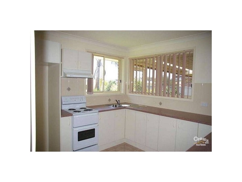 15 Eyre Crescent, Forster NSW 2428