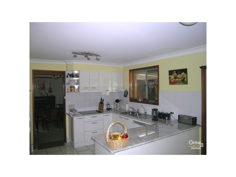 5 Kiwarrak Drive, Rainbow Flat NSW 2430