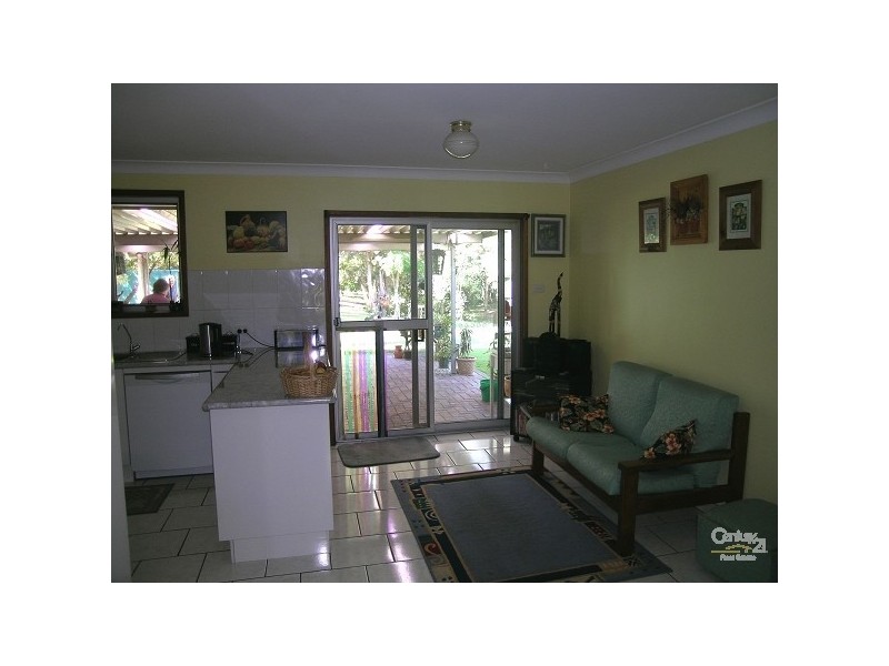 5 Kiwarrak Drive, Rainbow Flat NSW 2430