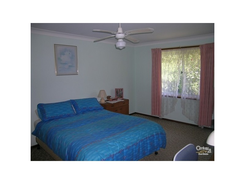 5 Kiwarrak Drive, Rainbow Flat NSW 2430