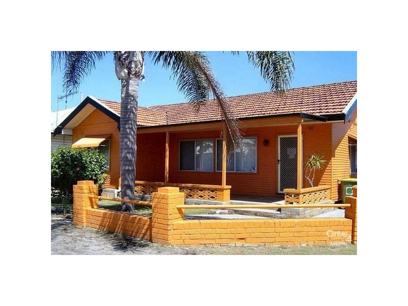 13 Macintosh Street, Forster NSW 2428