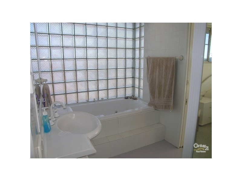 3 Curlew Close, Forster NSW 2428