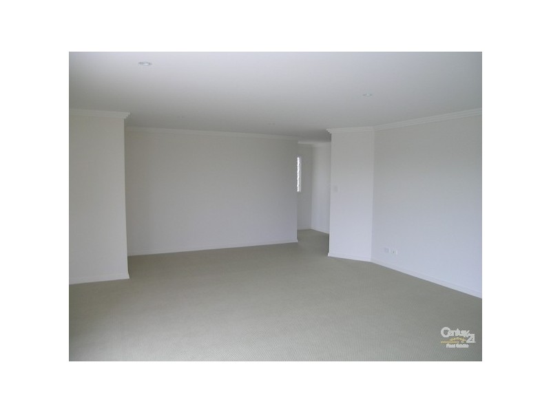 25 Lake Vista Crescent, Forster NSW 2428