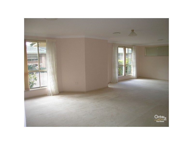 4/77 Hind Avenue, Forster NSW 2428