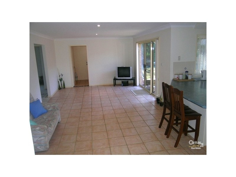 8 Bernhardt Close, Forster NSW 2428