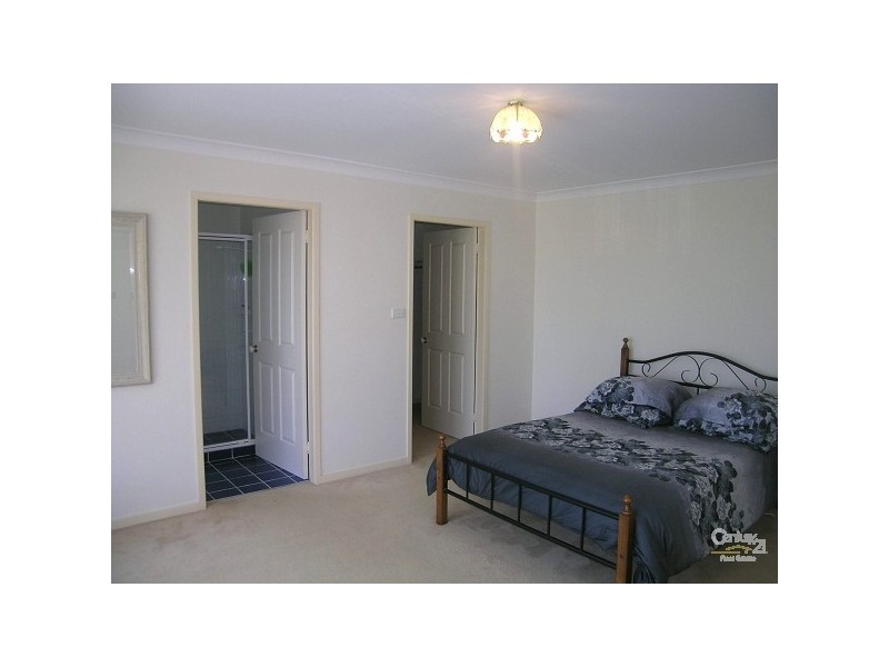 8 Bernhardt Close, Forster NSW 2428