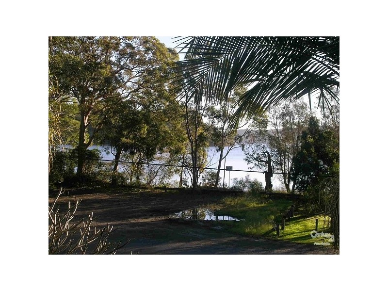 10 Amaroo Drive, Smiths Lake NSW 2428