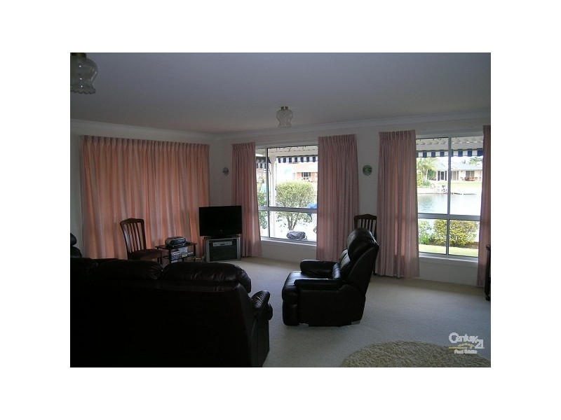 48 Wyuna Place, Forster NSW 2428