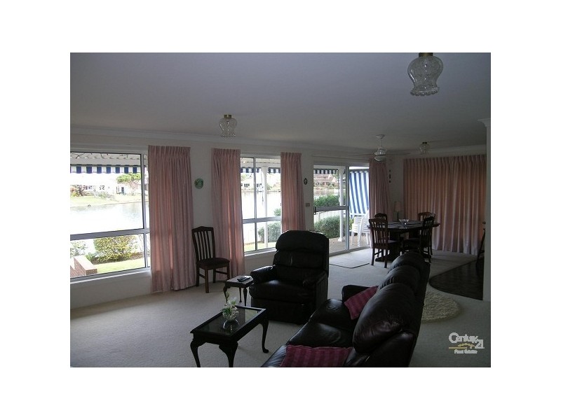 48 Wyuna Place, Forster NSW 2428