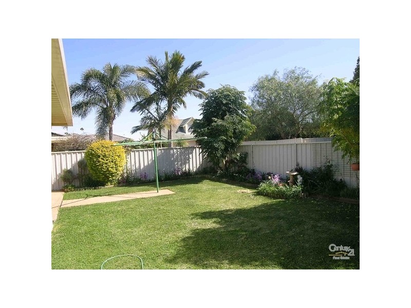 1/10 Greenview Close, Forster NSW 2428