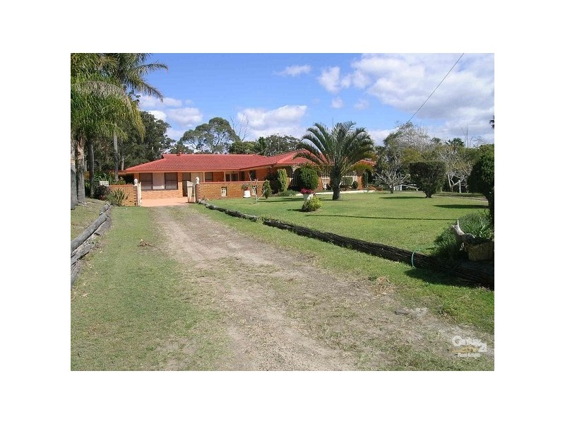4 Carmona Lane, Forster NSW 2428